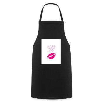 Kiss M e - Tablier de cuisine - noir - Devant - AI Model Male 185 dark (185cm)