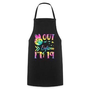 Peace Out Eighteen I'm 19 | Tie Dye Themed - Kochschürze - Schwarz - Vorne - AI Model Male 185 dark (185cm)