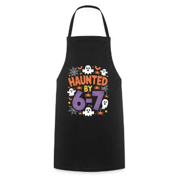 Verfolgt von 6-7 Halloween Mathe-Wortspiel Design - Kochschürze - Schwarz - Vorne - AI Model Male 185 dark (185cm)