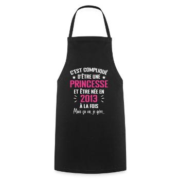 Princesse Née en 2013 - Cadeau D'anniversaire 2013 - Tablier de cuisine - noir - Devant - AI Model Male 185 dark (185cm)