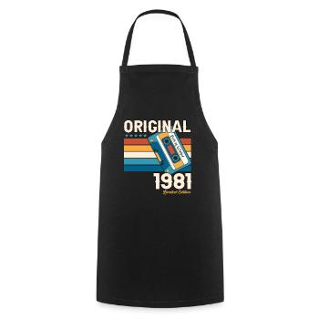 42e anniversaire mari octobre millésime 1981 cassette - Tablier de cuisine - noir - Devant - AI Model Male 185 dark (185cm)
