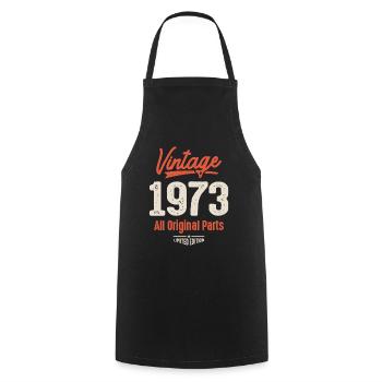 Millésime né en 1973 - 49ème anniversaire - Tablier de cuisine - noir - Devant - AI Model Male 185 dark (185cm)