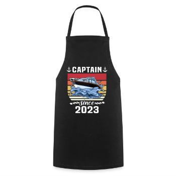 Captain 2023 boat license boat - Cooking Apron - black - Front - AI Model Male 185 dark (185cm)