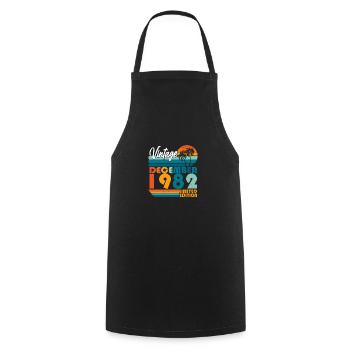 Dezember 1982 Jahrgang Vintage Geburtstag Retro - Kochschürze - Schwarz - Vorne - AI Model Male 185 dark (185cm)