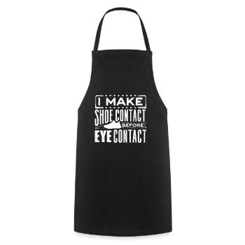 J’établis un contact avec la chaussure avant le contact visuel - Tablier de cuisine - noir - Devant - AI Model Male 185 dark (185cm)