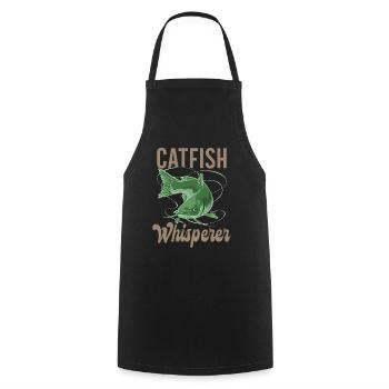 Catfish Whisperer - Wels Catfish Hunter - Kochschürze - Schwarz - Vorne - AI Model Male 185 dark (185cm)