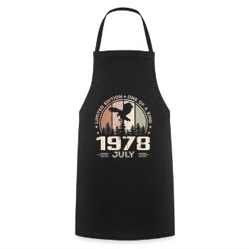 Incomparable depuis juillet 1978, 46e Anniversaire - Tablier de cuisine - noir - Devant - AI Model Male 185 dark (185cm)