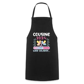 Cousine werden Cousine 2024 - Kochschürze - Schwarz - Vorne - AI Model Male 185 dark (185cm)