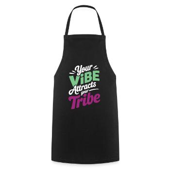 Votre vibration attire l’énergie positive de votre tribu - Tablier de cuisine - noir - Devant - AI Model Male 185 dark (185cm)