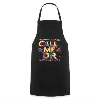 Call Me Dr 35 - Kochschürze - Schwarz - Vorne - AI Model Male 185 dark (185cm)
