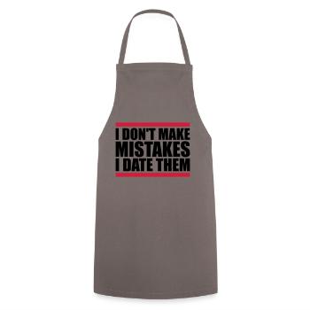 Date Mistakes Zitat Logo - Kochschürze - Grau - Vorne - AI Model Male 185 dark (185cm)