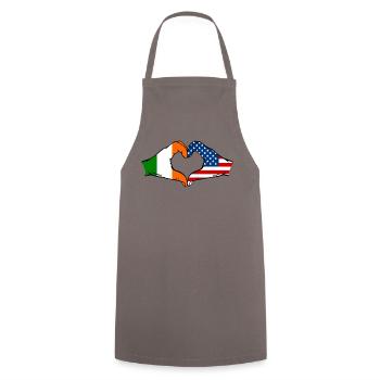 Irlande USA forme de coeur avec les mains - Tablier de cuisine - gris - Devant - AI Model Male 185 dark (185cm)