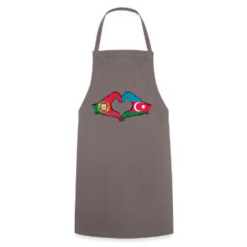 Portugal Azerbaïdjan Drapeau Forme Coeur Utilisé - Tablier de cuisine - gris - Devant - AI Model Male 185 dark (185cm)