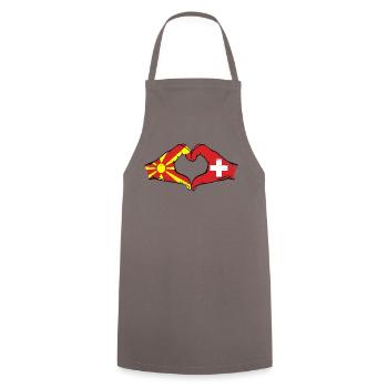 Macédoine Suisse Drapeau Mains Coeur Forme Utilisé - Tablier de cuisine - gris - Devant - AI Model Male 185 dark (185cm)