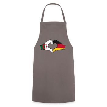 Algerien Deutschland Flagge Hände Herzform used - Kochschürze - Grau - Vorne - AI Model Male 185 dark (185cm)