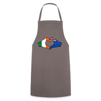 Irland Neuseeland Flagge Hände Herzform - Kochschürze - Grau - Vorne - AI Model Male 185 dark (185cm)