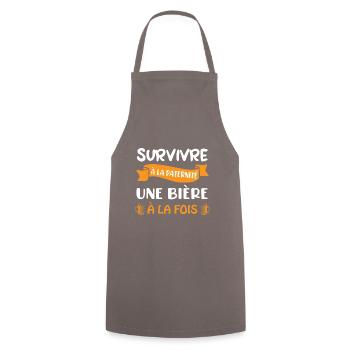 Survivre à la paternité une bière à la fois tshirt - Tablier de cuisine - gris - Devant - AI Model Male 185 dark (185cm)
