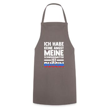 Ich habe keine Angst meine Schwiegermutter ist Rus - Kochschürze - Grau - Vorne - AI Model Male 185 dark (185cm)
