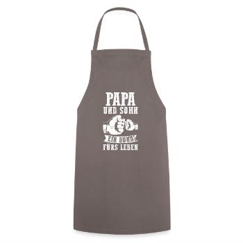 Papa Vater Vatertag - Kochschürze - Grau - Vorne - AI Model Male 185 dark (185cm)