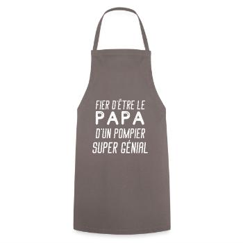 T-shirt papa, fier de mon fils, pompier - Tablier de cuisine - gris - Devant - AI Model Male 185 dark (185cm)
