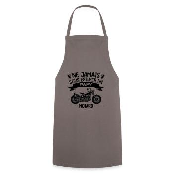 papy motard | cadeau papy motard moto - Tablier de cuisine - gris - Devant - AI Model Male 185 dark (185cm)