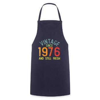 Vintage 1976 - Kochschürze - Navy - Vorne - AI Model Male 185 dark (185cm)