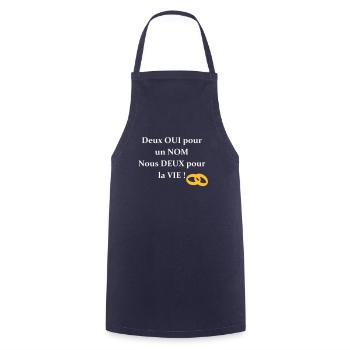 t_shirt_mariage_deux_oui_pour_un_nom - Tablier de cuisine - marine - Devant - AI Model Male 185 dark (185cm)