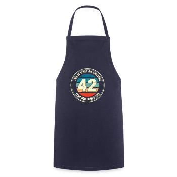 42. Geburtstag so sieht man mit 42 Retro Geschenk - Kochschürze - Navy - Vorne - AI Model Male 185 dark (185cm)