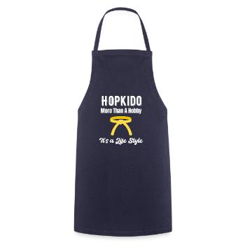 Le Hapkido est plus qu'un passe-temps, c'est un - Tablier de cuisine - marine - Devant - AI Model Male 185 dark (185cm)