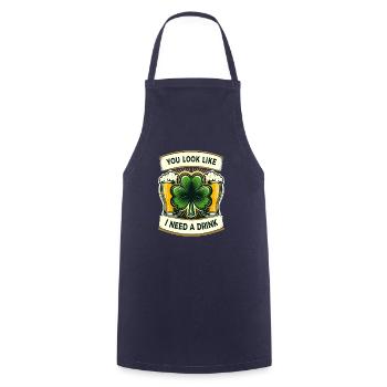 Du siehst aus, als bräuchte ich einen Drink Irischer St. Patricks Day - Kochschürze - Navy - Vorne - AI Model Male 185 dark (185cm)