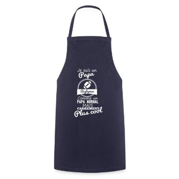 Papa rugbyman - Tablier de cuisine - marine - Devant - AI Model Male 185 dark (185cm)