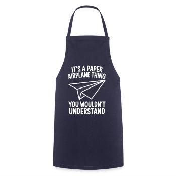 Avion en papier disant blague Avion en papier cadeau - Tablier de cuisine - marine - Devant - AI Model Male 185 dark (185cm)