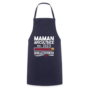 2023 Maman Apicultrice Apiculture Abeille Humour - Tablier de cuisine - marine - Devant - AI Model Male 185 dark (185cm)