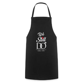 Nous le faisons toujours depuis l’anniversaire de mariage de 1955 - Tablier de cuisine - noir - Devant - AI Model Male 185 dark (185cm)
