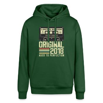 6th Retro Style Anniversary Gift 2018 - Stanley/Stella SOUNDER Unisex Hoodie - bottle green - Front - Alina (178cm) & Michal (187cm)