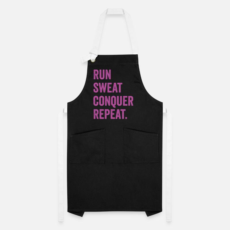 Courir. Sueur. Conquérir. Répéter. Tablier contrasté