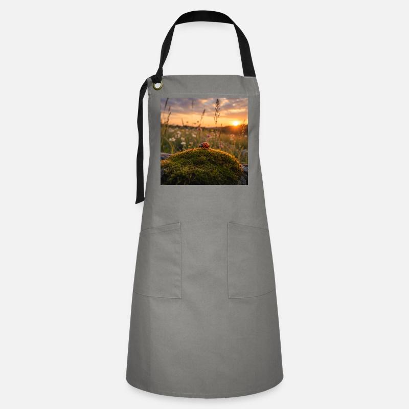 Ladybug in sunset and moss - Artisan Apron - grey/black