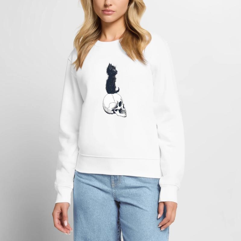 Cute kitten sitting on a skull Women's Premium Organic Jumper