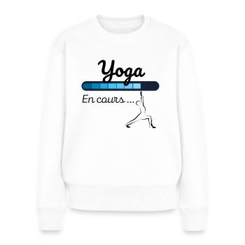 Yoga en cours - Pull Premium bio Femme - blanc - Devant - Julia (174cm)