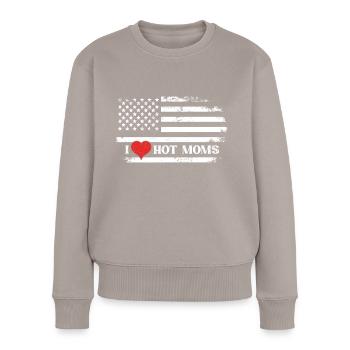 I Love Hot Moms - Frauen Premium Bio Pullover - Taupe - Vorne - Julia (174cm)