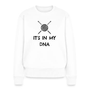 Tricot : C’est dans mon ADN. - Pull Premium bio Femme - blanc - Devant - Julia (174cm)