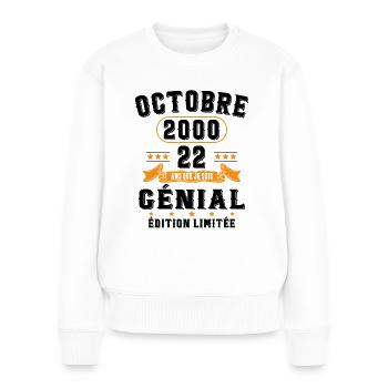 22 Ans Anniversaire Vintage Né(e) en Octobre 2000 - Pull Premium bio Femme - blanc - Devant - Julia (174cm)
