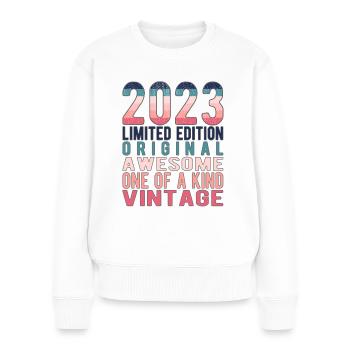 Edition limitée depuis 2023 Anniversaire Millésime 2023 - Pull Premium bio Femme - blanc - Devant - Julia (174cm)