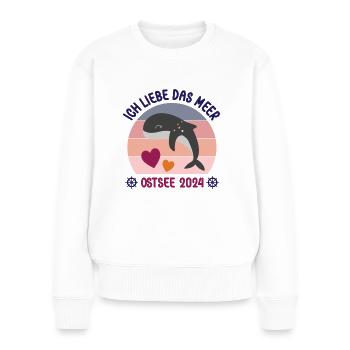 Ostsee Urlaub 2024 Ich liebe das Meer Rettet Wale - Frauen Premium Bio Pullover - Weiß - Vorne - Julia (174cm)