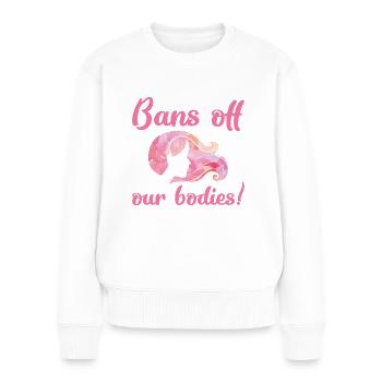 Bannit nos corps - Pull Premium bio Femme - blanc - Devant - Julia (174cm)