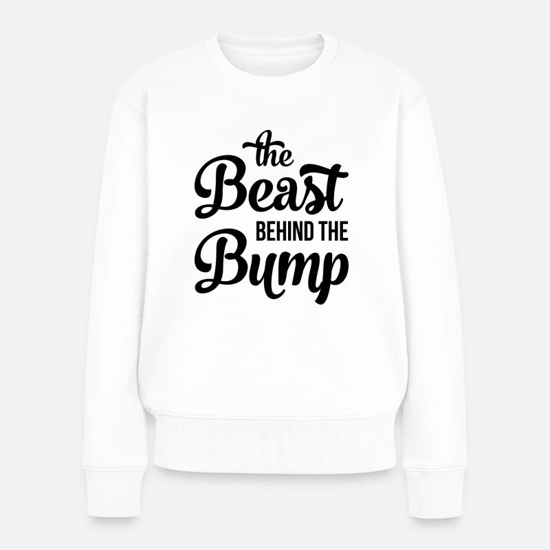 THE BEAST BEHIND lustiges Geschenk Schwangere - Frauen Premium Bio Pullover - Weiß