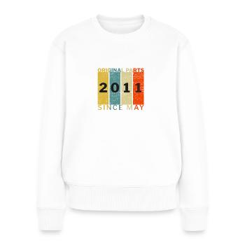 Né en mai 2011 drôle anniversaire retro citation blague - Pull Premium bio Femme - blanc - Devant - Julia (174cm)