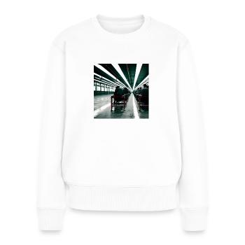 Hall de l’aéroport - Pull Premium bio Femme - blanc - Devant - Julia (174cm)