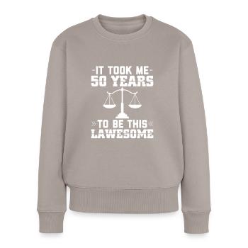 Avocat 50 | anniversaire Avocats Avocats Avocats - Pull Premium bio Femme - taupe - Devant - Julia (174cm)