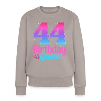 Birthday Queen 44 Geburtstag - Women's Premium Organic Jumper - taupe - Front - Julia (174cm)